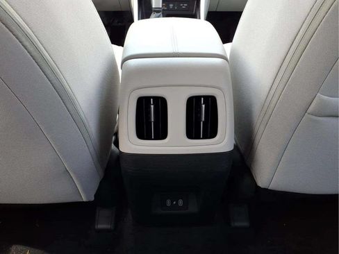 Used 2025 Hyundai Tucson SEL FWD image 13