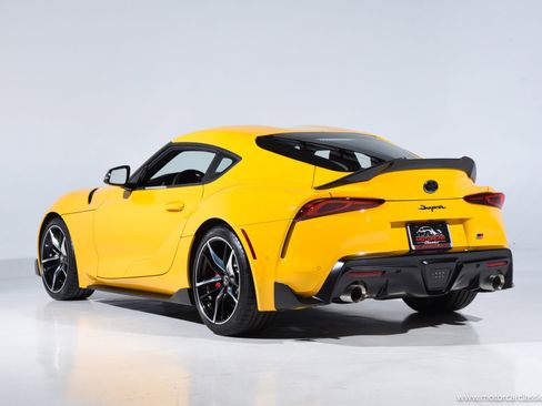 Used 2021 Toyota Supra image 3
