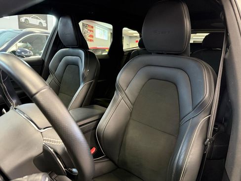 Used 2019 Volvo XC60 T8 R-Design w/ Advanced Package AWD/4WD image 25