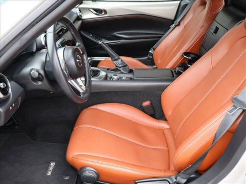 Used 2022 MAZDA MX-5 Miata RF Grand Touring RWD image 23