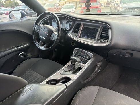 Used 2019 Dodge Challenger R/T image 6