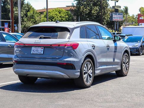 Used 2023 Audi Q4 e-tron Premium Plus w/ Premium Plus RWD image 4