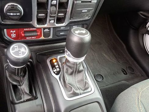 Used 2025 Jeep Wrangler Unlimited Sport S 4xe image 15