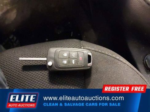 Used 2014 Chevrolet Cruze LT image 22