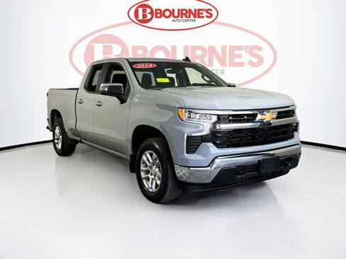 Used 2024 Chevrolet Silverado 1500 LT image 1