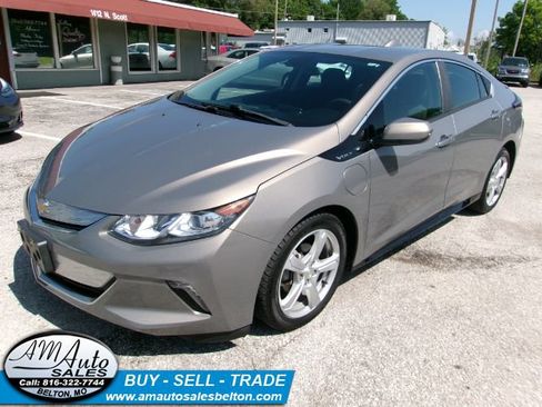 Used 2017 Chevrolet Volt LT FWD image 1