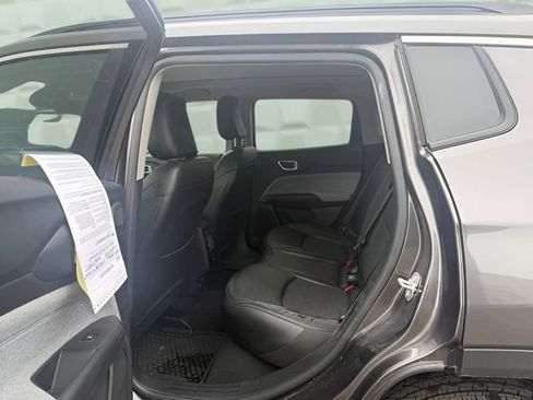 Certified 2022 Jeep Compass Latitude w/ Sun and Sound Group image 16