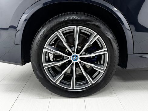 Used 2022 BMW X5 xDrive45e w/ M Sport Package image 43