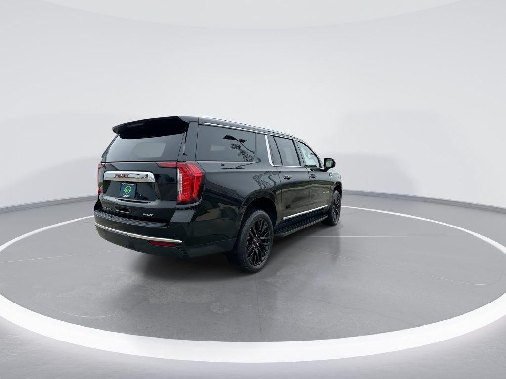 Certified 2024 GMC Yukon XL SLT w/ SLT Luxury Package AWD/4WD image 8