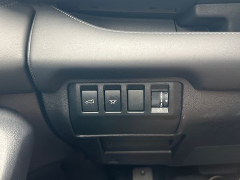Used 2024 Subaru Ascent Limited AWD/4WD image 28