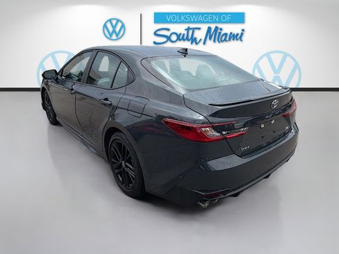 Used 2026 Toyota Camry SE FWD image 5