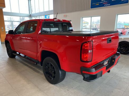 Used 2018 Chevrolet Colorado LT w/ LT Convenience Package image 3