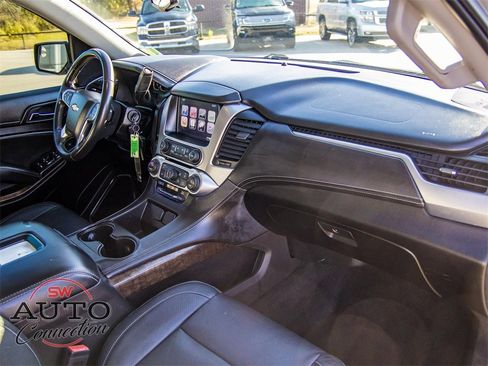 Used 2016 Chevrolet Suburban LS w/ Enhanced Driver Alert Package image 17