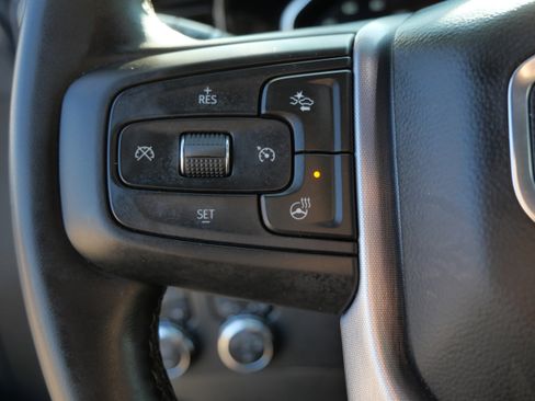 Used 2025 GMC Sierra 1500 SLT image 27