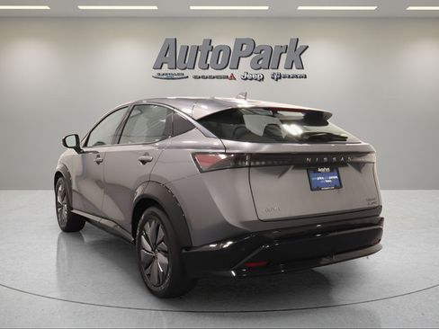 Used 2024 Nissan Ariya AWD image 7