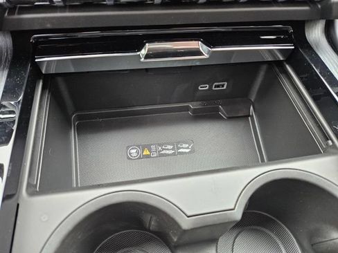 New 2026 GMC Yukon XL AT4 Ultimate AWD/4WD image 31
