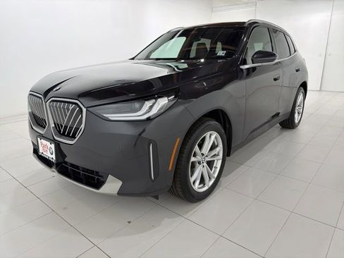Used 2025 BMW X3 xDrive30i w/ Convenience Package image 1