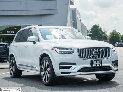 Used 2023 Volvo XC90 T8 Ultimate w/ Lounge Package