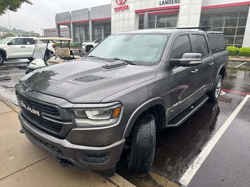 Used 2020 RAM 1500 Laramie w/ Sport Appearance Package AWD/4WD image 4