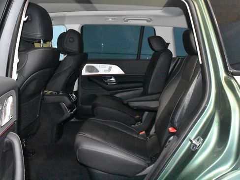 New 2026 Mercedes-Benz GLS 450 4MATIC image 18