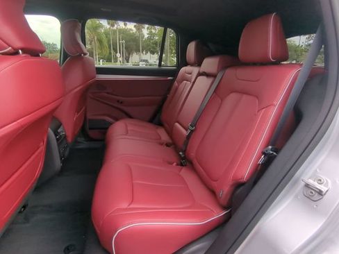 Used 2024 Jeep Wagoneer Launch Edition AWD/4WD image 16