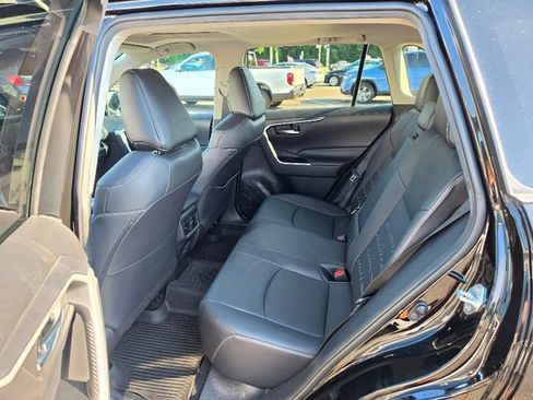 Used 2021 Toyota RAV4 XLE Premium AWD/4WD image 22
