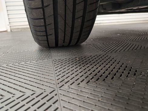 Used 2021 Chevrolet Traverse LT w/ LT Premium Package image 40