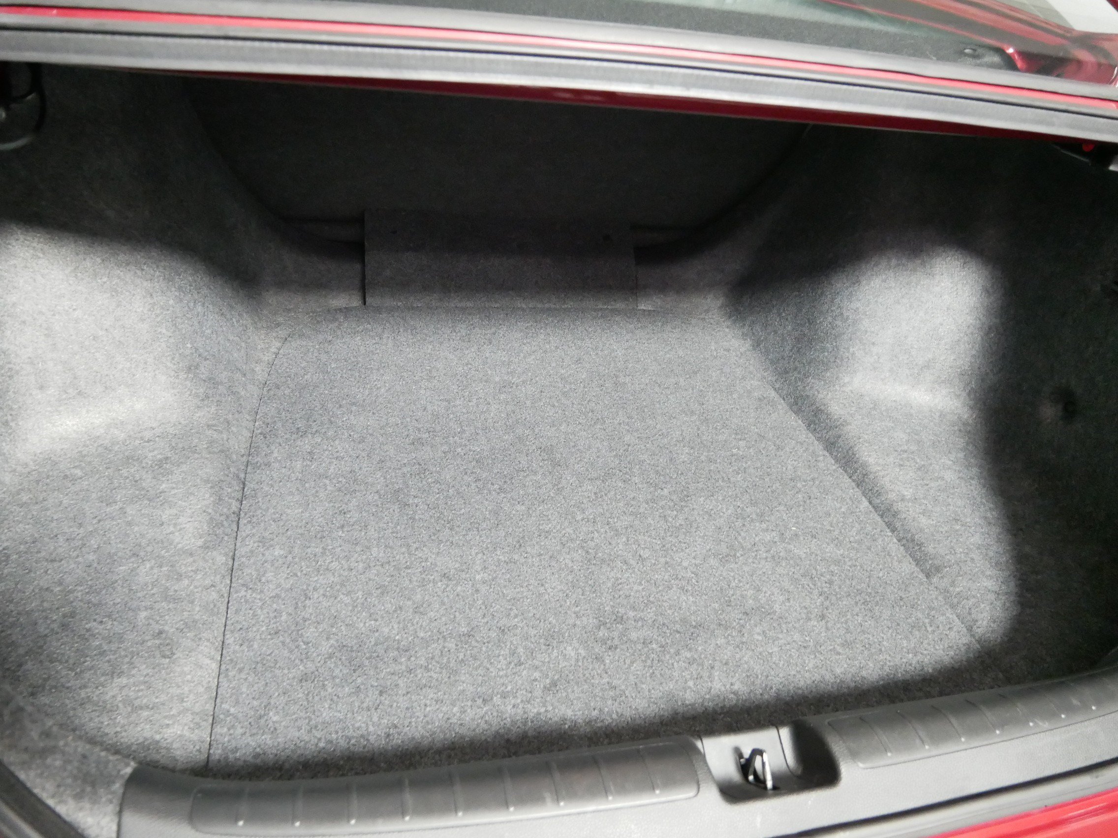 Used 2018 Honda Accord LX image 18