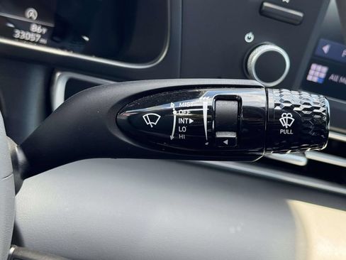 Used 2023 Hyundai Elantra SE FWD image 20
