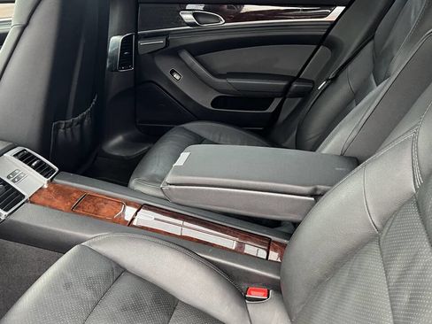 Used 2012 Porsche Panamera 4 image 6