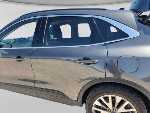 Used 2020 Ford Escape Titanium AWD/4WD image 11