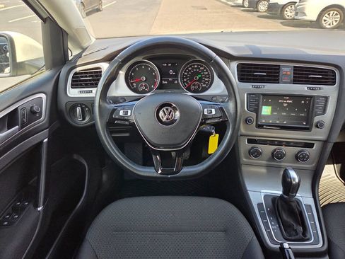 Used 2017 Volkswagen Golf S FWD image 13