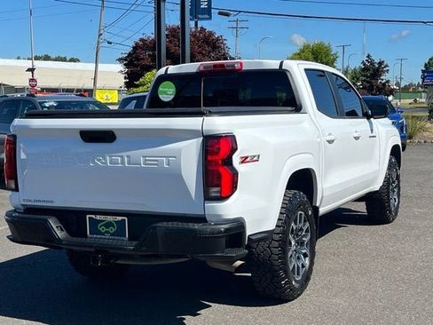 Used 2023 Chevrolet Colorado Z71 w/ Advanced Trailering Package AWD/4WD image 9