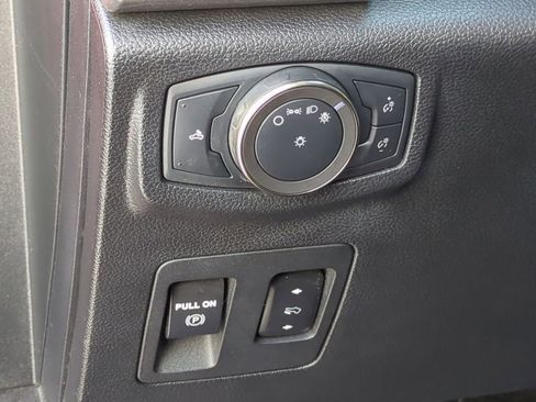 Used 2020 Ford F150 Raptor w/ Equipment Group 802A Luxury image 18