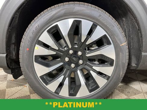 New 2026 Ford Explorer Platinum w/ LUX Leather Package image 13