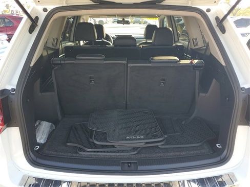 Used 2019 Volkswagen Atlas SE w/ Towing Package image 8