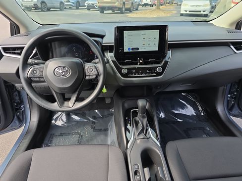 Used 2026 Toyota Corolla LE image 20