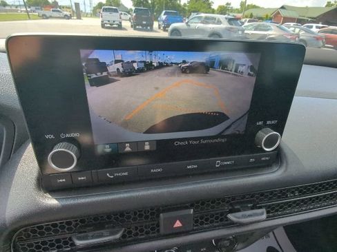 Used 2023 Honda HR-V LX image 43