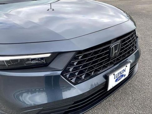 Used 2023 Honda Accord EX image 29