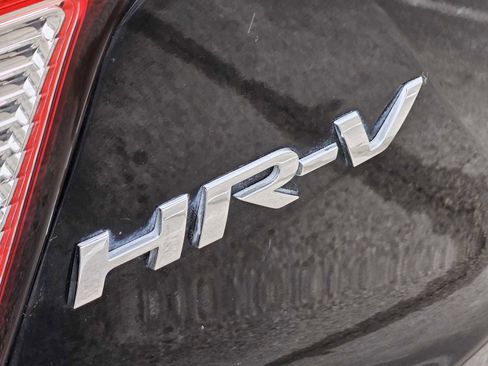 Used 2019 Honda HR-V Sport image 11