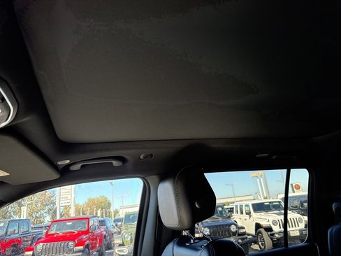 New 2025 Jeep Wagoneer Series II image 21