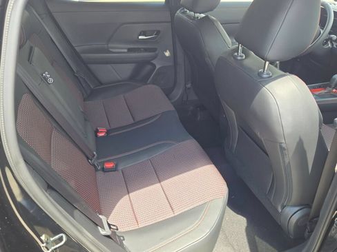 Used 2026 Nissan Kicks SR AWD/4WD image 7