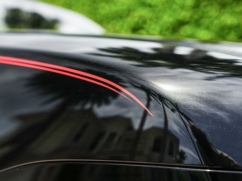 Used 2019 Rolls-Royce Dawn RWD image 65