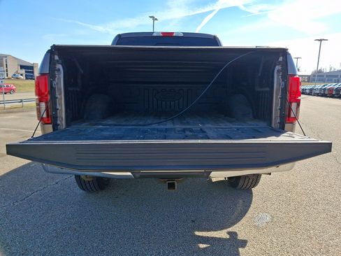 Used 2019 Ford F150 Lariat w/ Equipment Group 501A Mid image 28