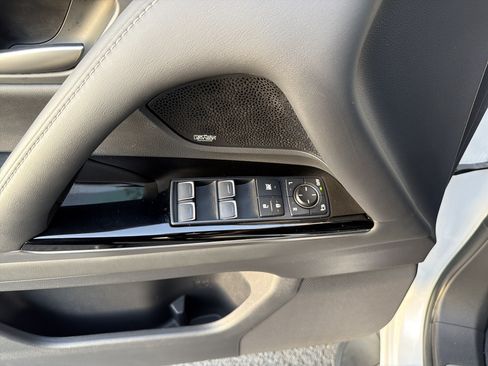 Used 2022 Lexus LX 600 4WD w/ Interior Upgrade Package image 14