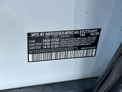 Certified 2023 Mercedes-Benz EQB 300 4MATIC image 38