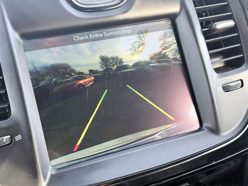 Used 2018 Chrysler 300 S w/ 300S Premium Group image 61