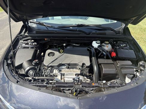 Used 2023 Chevrolet Malibu LS FWD image 5