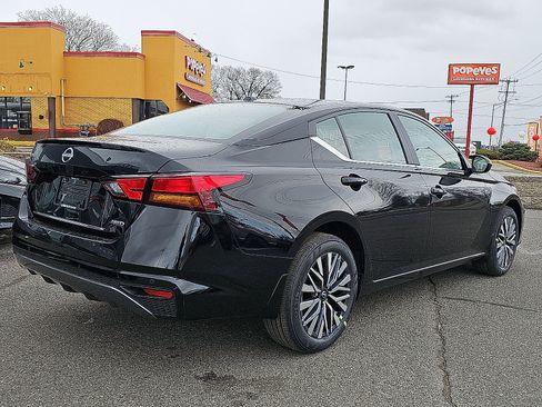 New 2026 Nissan Altima 2.5 SV AWD/4WD image 4