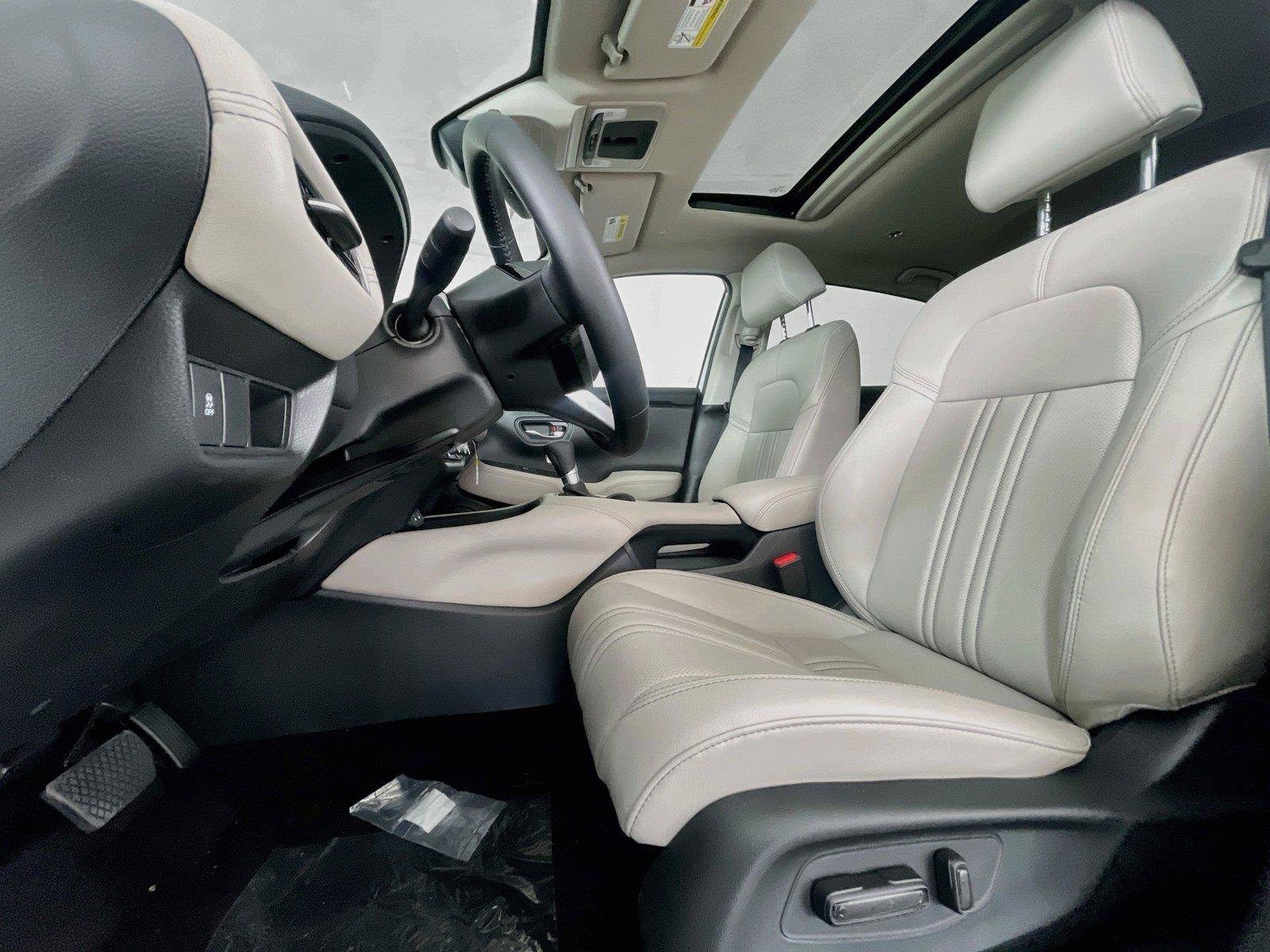 New 2027 Honda HR-V EX-L image 19